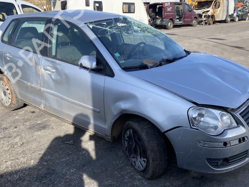 Right headlight VW POLO (9N_, 9A_) 1.4 TDI | BP25891351C29 