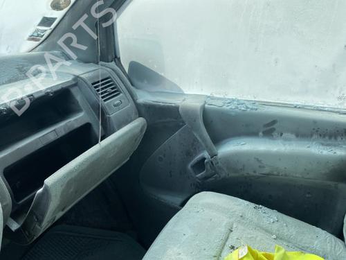 Left headlight MERCEDES-BENZ VITO Van (W638) 112 CDI 2.2 (638.094) | BP25543895C28 