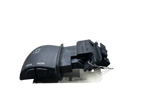 Used Switch Switch RENAULT ZOE (BFM_) ZOE (92 hp) 30513726 30513726