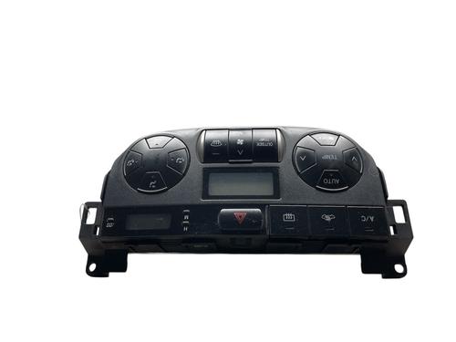 AC Styreenhet / Manøvreringsenhet TOYOTA RAV 4 II (_A2_) 2.0 D 4WD (CLA20_, CLA21_, CLA20R, CLA21R) (116 hp) 25568371