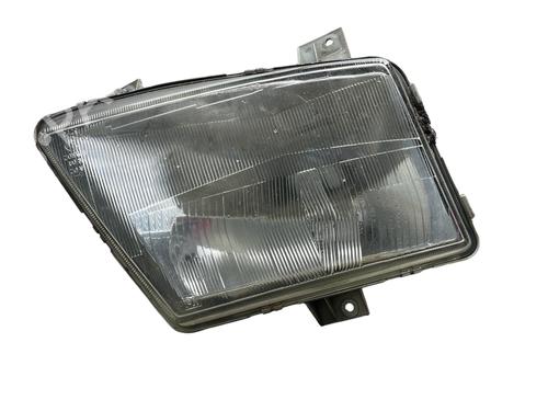 Used Right headlight MERCEDES-BENZ VITO Van (W638) 110 CDI 2.2 (638.094) (102 hp) 25550360