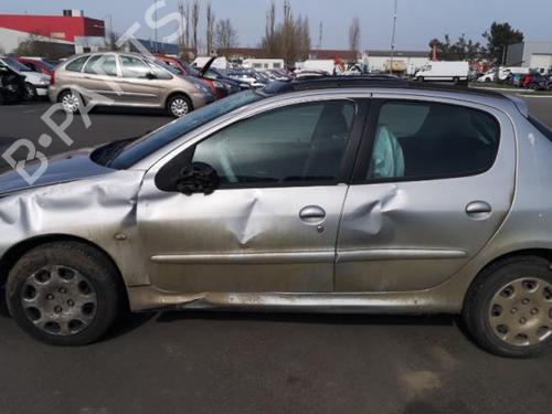 Radio PEUGEOT 206 Hatchback (2A/C) 1.4 16V | BP25578366E6 