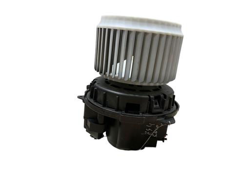 Heater blower motor RENAULT CLIO V (B7_) 1.0 TCe 90 (B7MT) | BP29711755M62