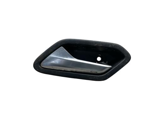 Used Front left interior door handle Front left interior door handle DACIA SANDERO III 1.0 TCe 100 ECO-G (101 hp) 32415335 32415335