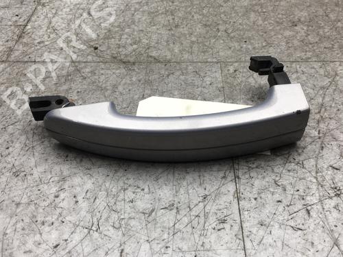 Used Front left exterior door handle FORD KUGA I 2.0 TDCi (140 hp) 25575879