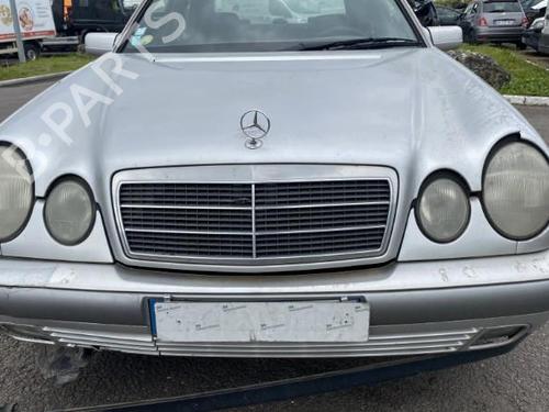 Left tailgate light MERCEDES-BENZ E-CLASS (W210) E 200 (210.035) | BP25507903C79  - Image 17