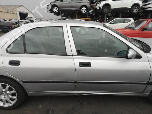 Left taillight PEUGEOT 406 (8B) 2.0 HDI 110 | BP25584707C34 