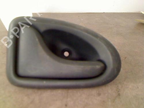 Used Rear right interior door handle RENAULT MEGANE I (BA0/1_) [1995-2004]  25583953