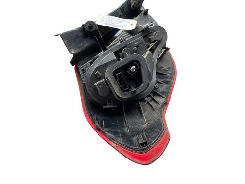Used Right taillight Right taillight 33842957 33842957