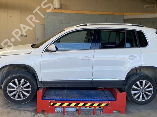 Left tailgate light VW TIGUAN (5N_) 2.0 TDI | BP29918138C79  - Image 31