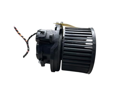 Used Heater blower motor Heater blower motor RENAULT MEGANE IV Hatchback (B9A/M/N_) 1.3 TCe 140 (B9NB) (140 hp) 26712791 26712791