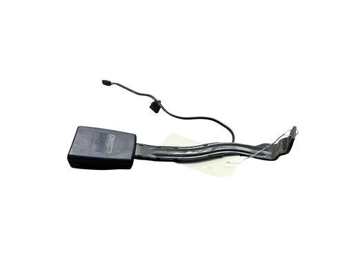 seat-buckle-vw-passat-b6-3c2-2005-2006-2007-2008-2009-2010-2011-25530676 main image