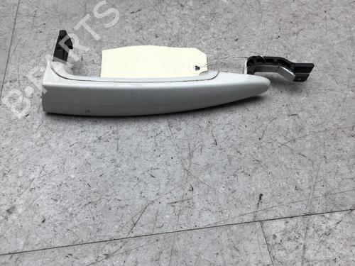 Front left exterior door handle BMW 1 (E87) 118 d | BP25555852C128 