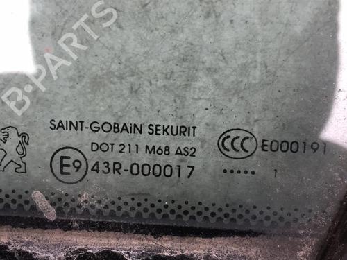 Front left quarter glass PEUGEOT 3008 I MPV (0U_) 1.6 HDi | BP25581132C111 