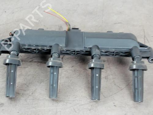 Used Injection rail PEUGEOT 206 Hatchback (2A/C) 1.4 i (75 hp) 25560266