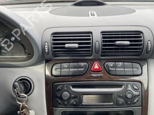 Front left seatbelt MERCEDES-BENZ C-CLASS (W203) C 220 CDI (203.006) | BP25576444I26 - Image 20