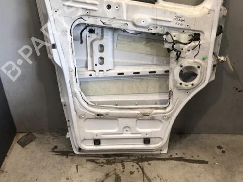 Used Left front door MERCEDES-BENZ SPRINTER 3-t Van (B906) 209 CDI (906.611, 906.613) (88 hp) 25541372