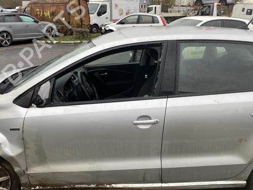 Used Parts VW POLO V (6R1, 6C1) 1.0 2493405