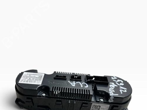 climate-control-mercedes-benz-cla-coupe-c117-2013-2014-2015-2016-2017-2018-2019-33237748 main image