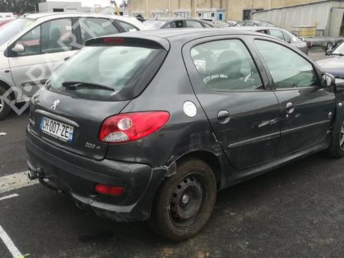 Right taillight PEUGEOT 206+ (2L_, 2M_) 1.4 i | BP25552543C35 