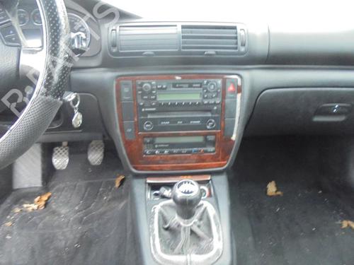 Left front fog light VW PASSAT B5.5 Variant (3B6) 1.9 TDI | BP25578056C30  - Image 17