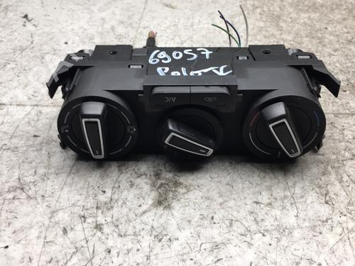 Climate control VW POLO V (6R1, 6C1) 1.2 TSI 16V | BP25551224I5