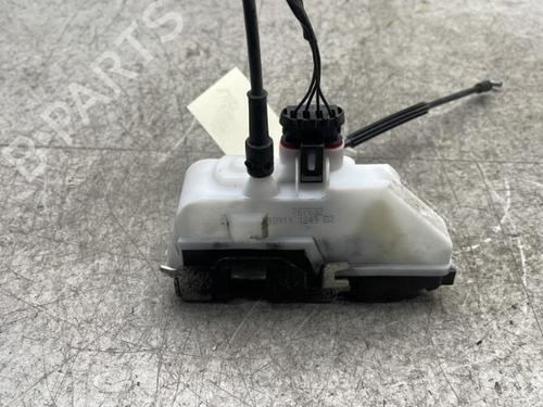 Front right lock RENAULT TWINGO II (CN0_) 1.5 dCi 75 | BP25528741C97 