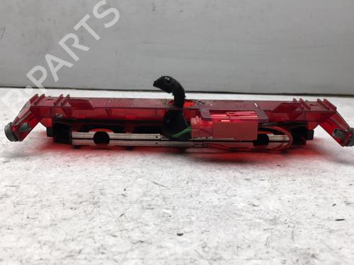 Used Third brake light PEUGEOT 806 (221) 2.0 HDI (109 hp) 25520216