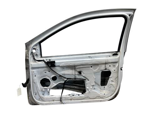 right-front-door-renault-clio-iii-br01-cr01-2005-2006-2007-2008-2009-2010-2011-2012-2013-2014-34360280 main image