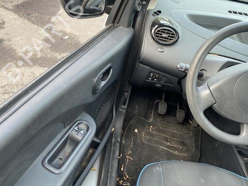 Right tailgate light RENAULT TWINGO II (CN0_) 1.2 16V (CN04, CN0B) | BP25528406C80  - Image 12