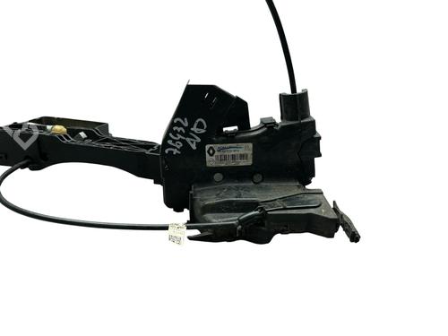 front-right-lock-renault-megane-iv-hatchback-b9amn_-2015-34220366 main image