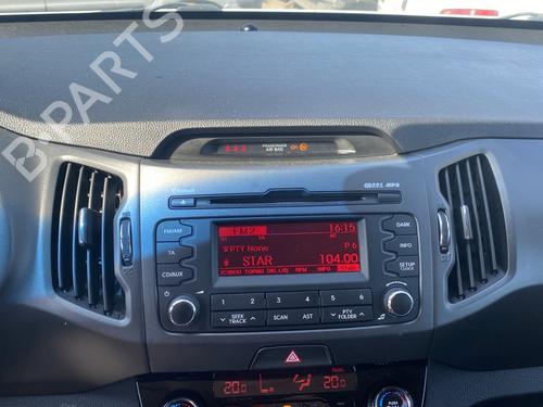 Front left interior door handle KIA SPORTAGE III (SL) 1.7 CRDi | BP28201935I13 - Image 4