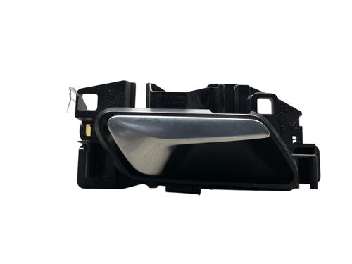Maniglia interna posteriore destra PEUGEOT 308 II (LB_, LP_, LW_, LH_, L3_) 1.6 HDi / BlueHDi 115 (115 hp) 25549464