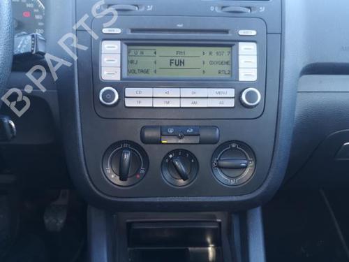 Right taillight VW GOLF V (1K1) 1.9 TDI | BP25554736C35 
