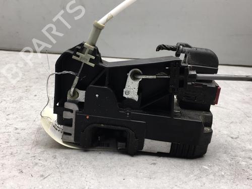 Used Front right lock OPEL ZAFIRA A MPV (T98) 2.2 DTI 16V (F75) (125 hp) 25578375