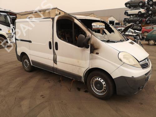 Left headlight OPEL VIVARO A Van (X83) 2.0 CDTI (F7) | BP25520820C28 