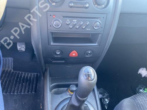 Venstre forlygte RENAULT MEGANE II (BM0/1_, CM0/1_) 1.5 dCi (BM0F, BM0T, BM2B, CM0F, CM0T) | BP27595748C28 