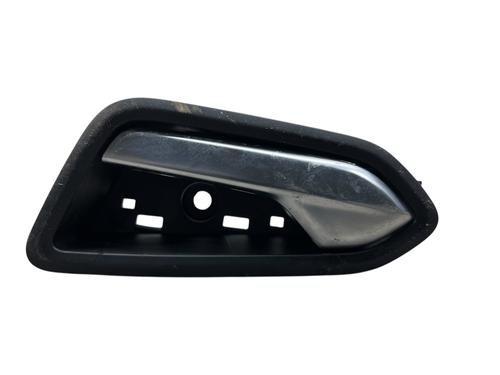 Used Rear left interior door handle RENAULT CLIO V (B7_) 1.0 TCe 90 (B7MT) (91 hp) 29711745