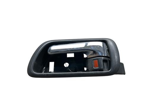 Used Front left interior door handle Front left interior door handle TOYOTA COROLLA Verso (ZER_, ZZE12_, R1_) 2.2 D-4D (AUR10_, AUR10R) (177 hp) 33725512 33725512