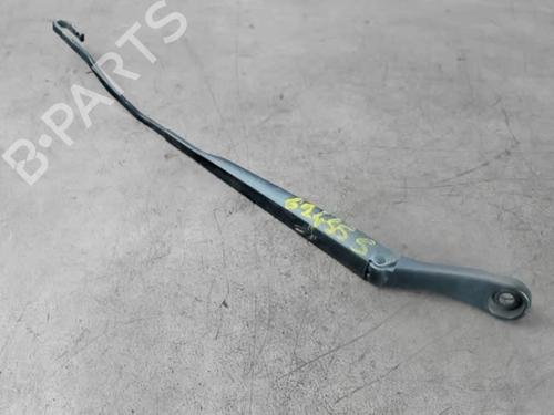 Used Front windshield wiper arm FORD FIESTA V (JH_, JD_) 1.4 TDCi (68 hp) 25519627