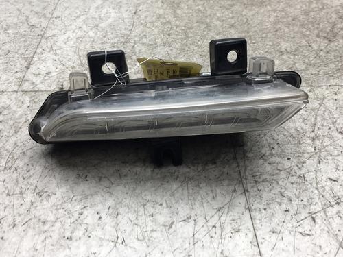 Left daytime light RENAULT CLIO IV (BH_) 1.5 dCi 75 | BP25510281C104