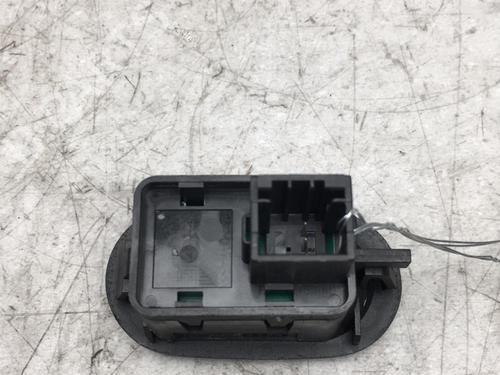 Used Left front window switch CITROËN C2 (JM_) 1.4 HDi (68 hp) 25520463