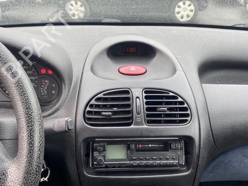 Retrovisor derecho PEUGEOT 206 Hatchback (2A/C) 1.4 i | BP25891513C27 