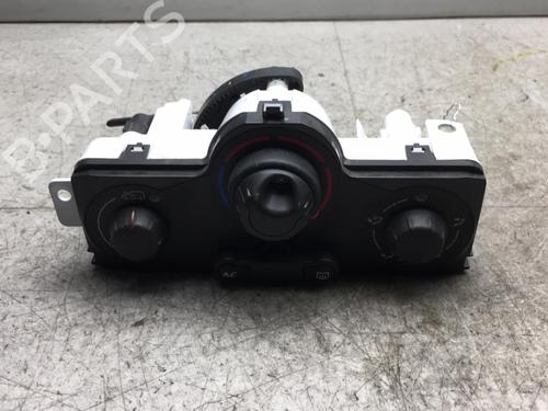 Used Climate control Climate control RENAULT KANGOO / GRAND KANGOO II (KW0/1_) 1.5 dCi 90 (KW05, KW08, KW0G, KW11) (90 hp) 25541935 25541935