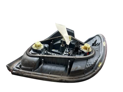 left-taillight-toyota-yaris-_p1_-1999-2000-2001-2002-2003-2004-2005-25502839 main image