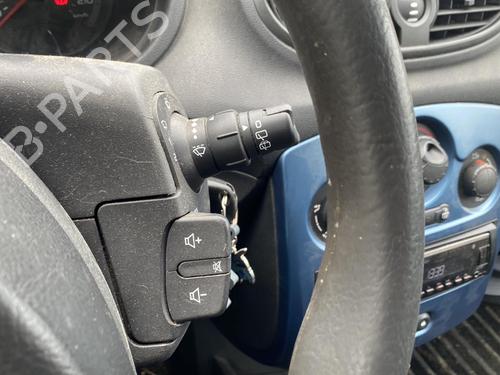 Fuel flap RENAULT CLIO III (BR0/1, CR0/1) 1.2 16V (BR02, BR0J, BR11, CR02, CR0J, CR11) | BP25551985C131