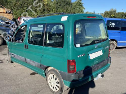 Forkjerm høyre CITROËN BERLINGO / BERLINGO FIRST Box Body/MPV (M_) 1.9 D 70 (MBWJZ, MCWJZ) | BP25503758C42 