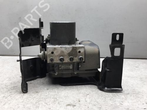 Used ABS pump PEUGEOT 308 SW I (4E_, 4H_) 1.6 HDi (92 hp) 25576520