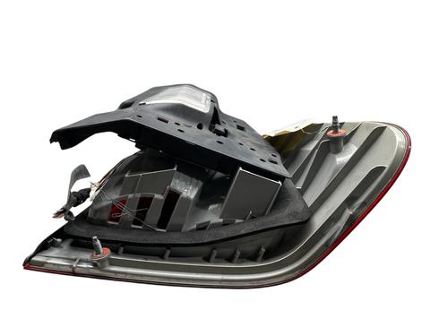 left-taillight-bmw-3-e36-1990-1991-1992-1993-1994-1995-1996-1997-1998-25535455 main image