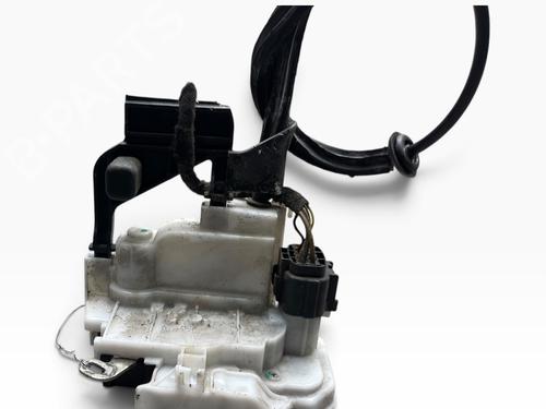 rear-left-lock-alfa-romeo-159-939_-2005-2006-2007-2008-2009-2010-2011-2012-25561819 main image